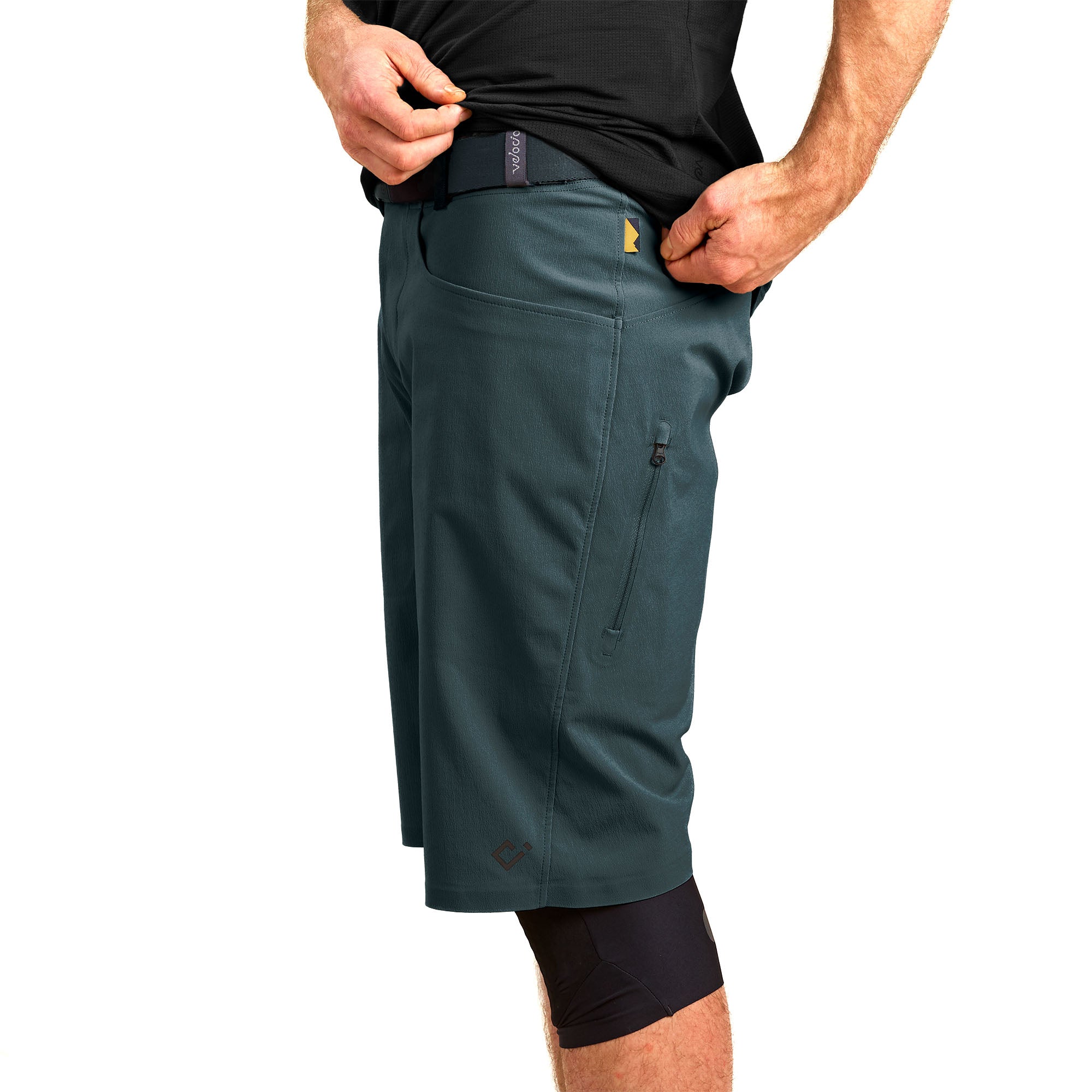 Men's TRAIL Access Short (Past Season)